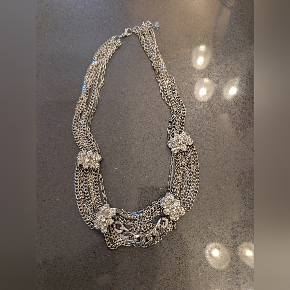Elegant Silver Chain Necklace